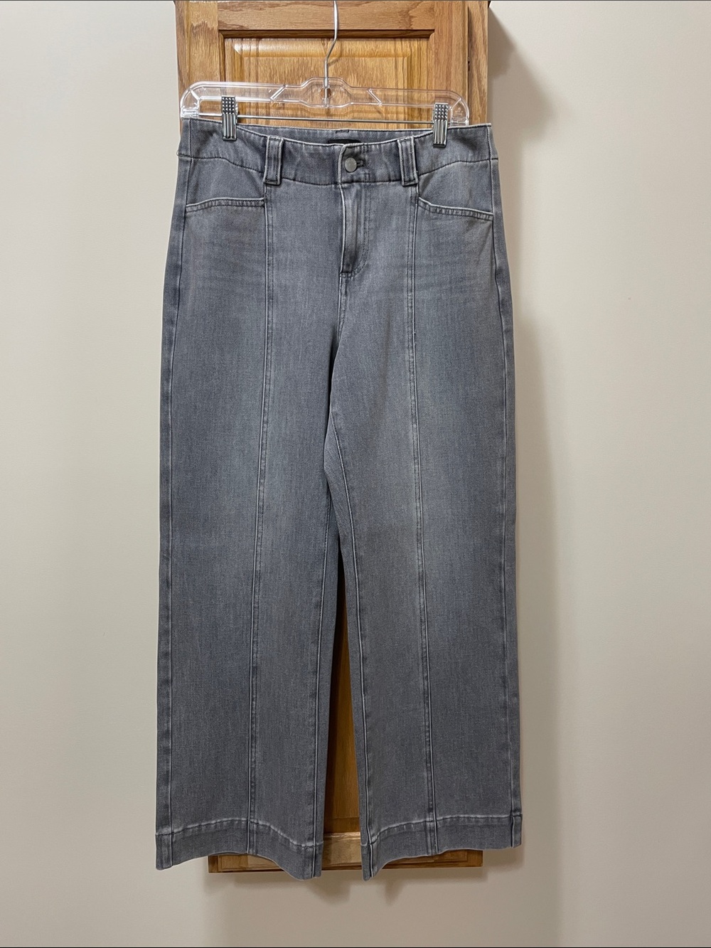 Talbots Gray Wide-Leg Trouser Jeans Size 8 Petite